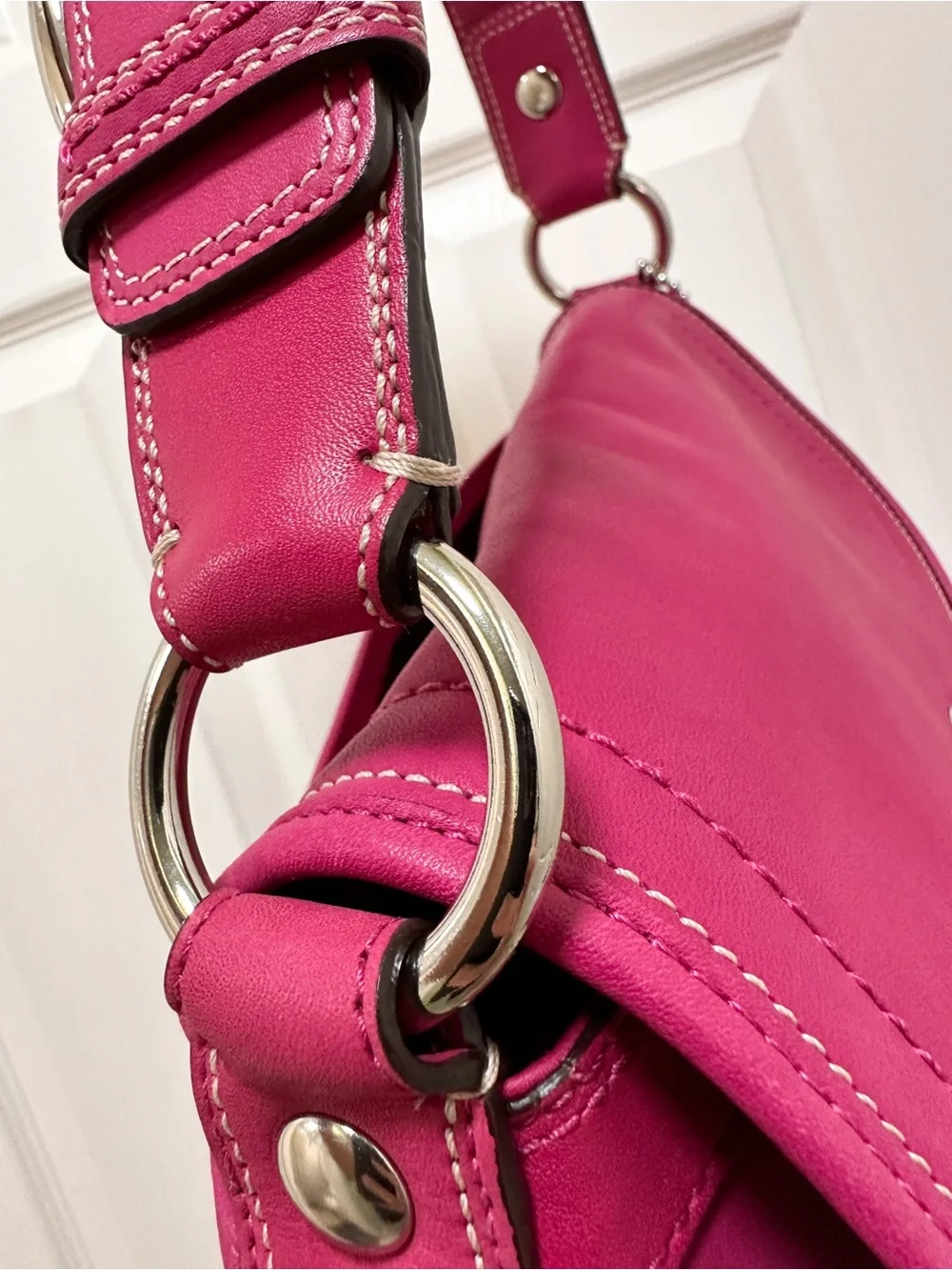 Coach Soho Pleated Shoulder Bag Hot Pink Glove Tanned Leather Like New